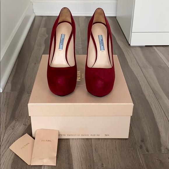 Prada Shoes - Prada Camoscio Basic Rubino Heels